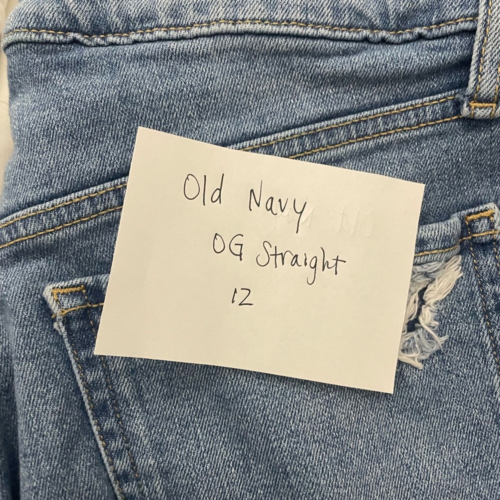Denim Closet Clean Out 8 pairs of jeans for $28. - Picture 7 of 9